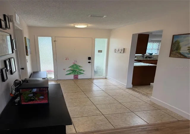 3rd image of 17512 Brandywine Dr, Lutz, FL 33549 | MLS# TB8453910