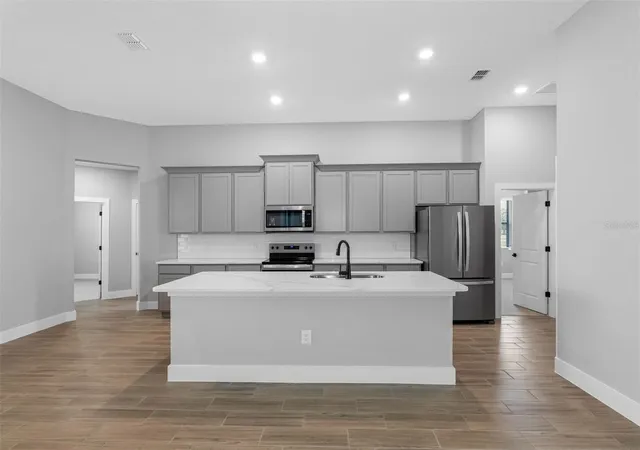 Photo 3 of Single family home for sale at 13509 Walden Sheffield Rd, Dover, FL 33527 | MLS# TB8453928 | Listing updated on 2026-10-09
