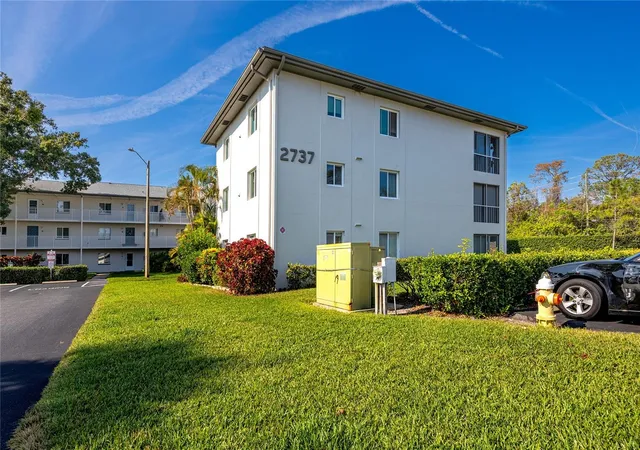 2nd image of 2737 Enterprise Rd E, Clearwater, FL 33759