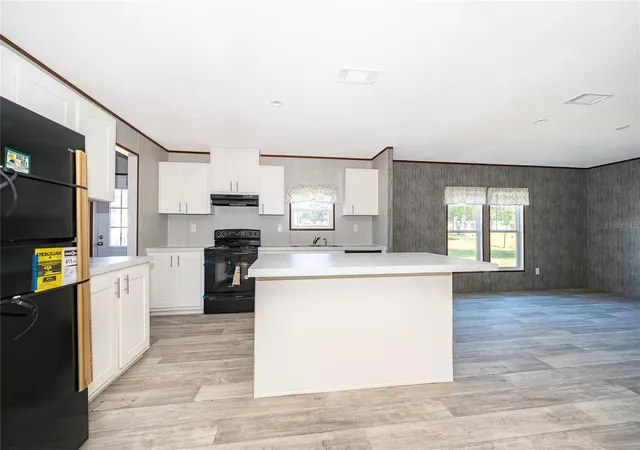 3rd image of 31811 Pine Dr, Deland, FL 32720 | MLS# O6365271