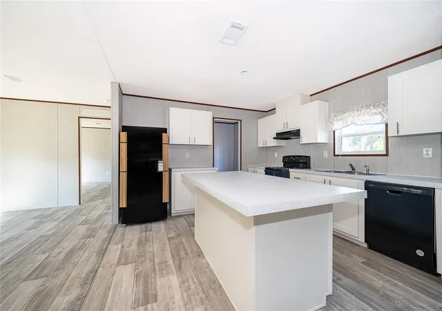 4th image of 31811 Pine Dr, Deland, FL 32720 | MLS# O6365271