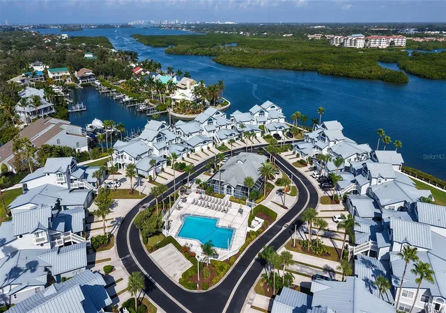 Listing Photo 3 - Condo for sale in building located at 1225 Siesta Bayside Dr, SARASOTA, FL 34242 - Unit #1225B