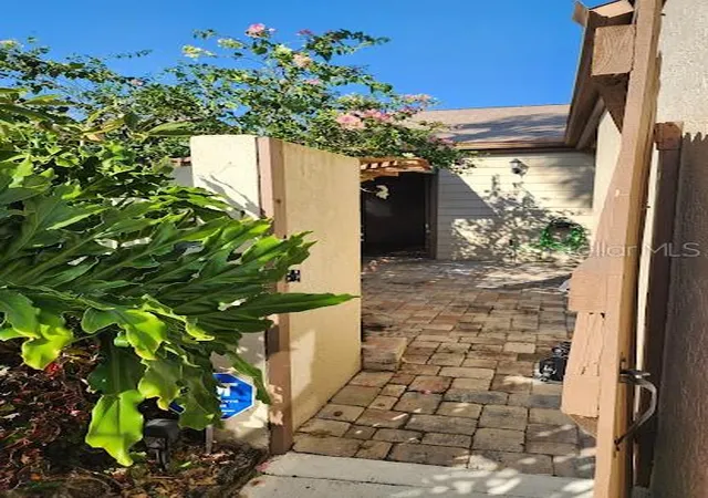 Photo 4 of Condo for sale at 3441 Beekman Pl #40, Sarasota, FL 34235 | MLS# A4674297 | Listing updated on 2026-07-10
