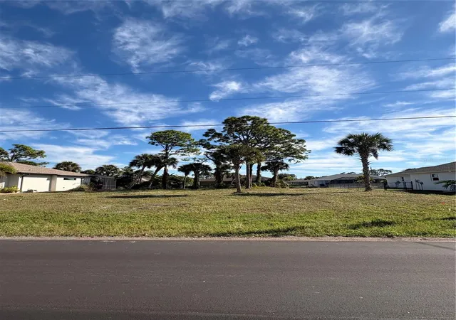 Photo 1 of Land for sale at 263 Broadmoor Ln, Rotonda West, FL 33947 | MLS# D6145083 | Listing updated on 2025-12-06