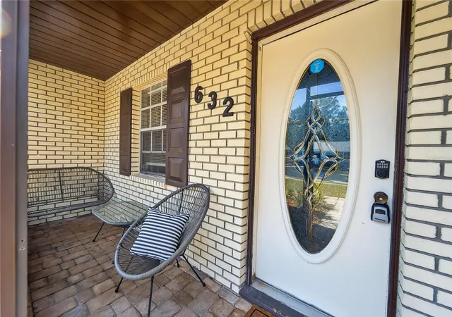 Photo 4 of Sale Pending at 632 Swiss Dr, Lakeland, FL 33810 | MLS# TB8454223 | Listing updated on 2026-09-01