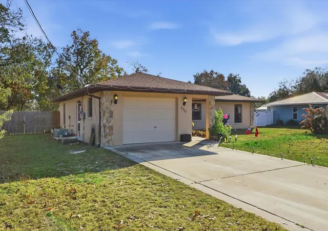 Photo 3 of Single family home for sale at 5331 S Heloise Ter, Homosassa, FL 34446 | MLS# G5105228 | Listing updated on 2026-09-02