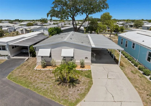 2nd image of 7107 Mount Essex Dr Ne #520, St Petersburg, FL 33702 | MLS# TB8454306