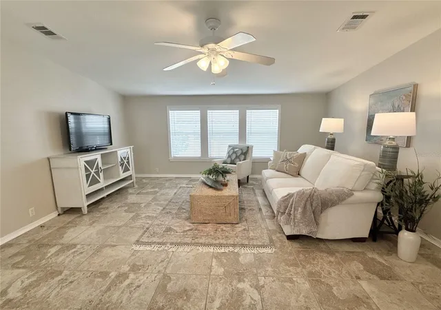 5th image of 7107 Mount Essex Dr Ne #520, Saint Petersburg, FL 33702 | MLS# TB8454306
