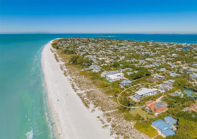 4th image of 104 Sunset Ln, Bradenton Beach, FL 34217 | MLS# A4674426