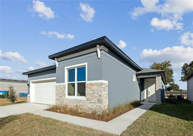Photo 2 of Sale Pending at 4449 Nw 37th Street Rd, Ocala, FL 34482 | MLS# OM714680 | Listing updated on 2026-09-02