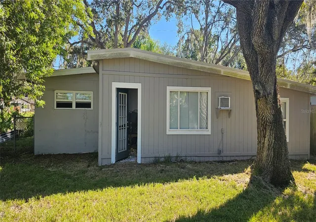 Photo 3 of Single family home for sale at 5019 Avery Rd, New Port Richey, FL 34652 | MLS# TB8454441 | Listing updated on 2026-10-16
