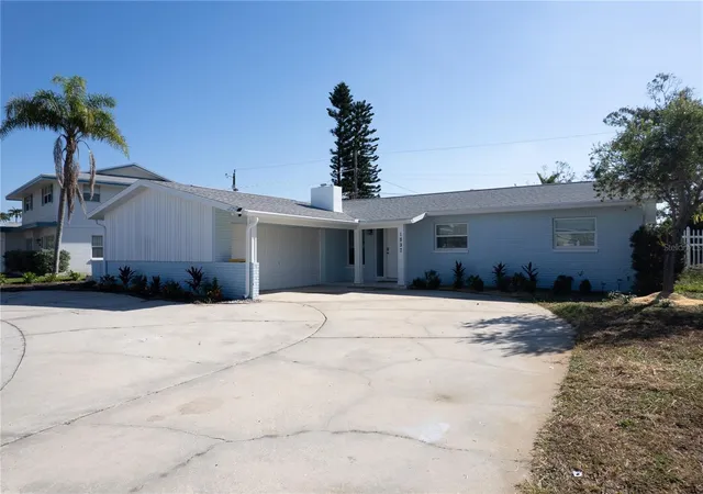 Photo 3 of Single family home for sale at 1897 Dolphin Blvd S, Saint Petersburg, FL | MLS# TB8454515 | Listing updated on 2026-06-12