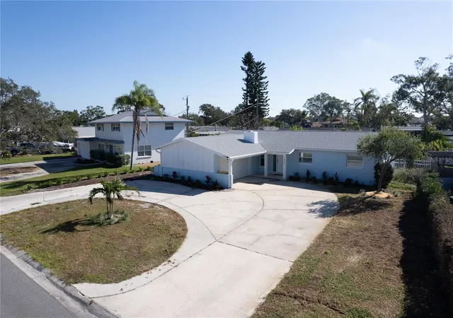 Photo 3 of Single family home for sale at 1897 Dolphin Blvd S, Saint Petersburg, FL | MLS# TB8454515 | Listing updated on 2026-06-12
