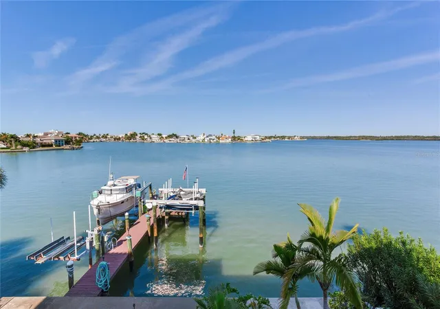 2nd image of 16480 Redington Dr, Redington Beach, FL 33708 | MLS# TB8454521