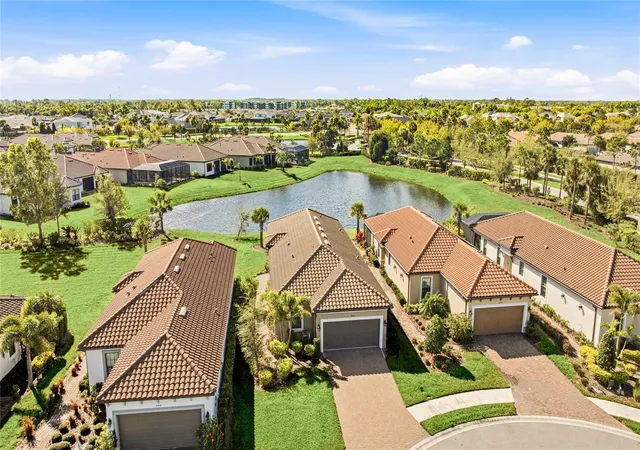 4th image of 10414 Inglenook Ter, Palmetto, FL 34221 | MLS# A4674513