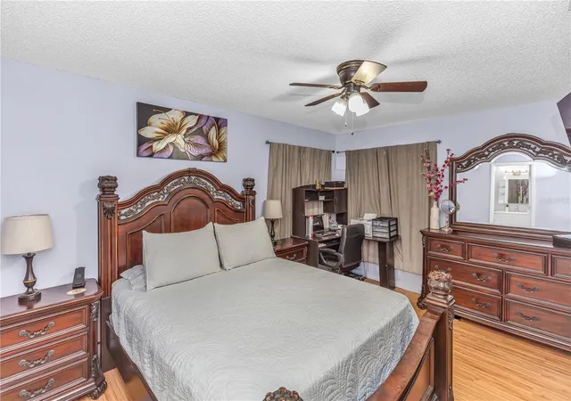 4th image of 1642 Horseshoe Ter, Deltona, FL 32738 | MLS# TB8454617