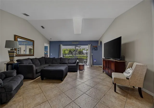 5th image of 36 Bunker Ln, Rotonda West, FL 33947 | MLS# C7518787