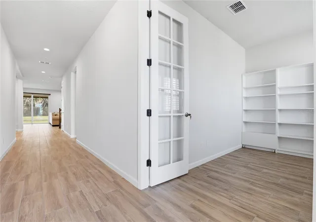 Photo 3 of Single family home for sale at 3610 Arbordale Loop, Sanford, FL 32771 | MLS# O6365869 | Listing updated on 2026-10-06