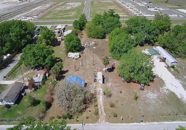 Homes for sale in Lake Wales, FL | 1701 Sanford St, Lake Wales, FL 33859 | MLS# S5139935