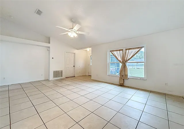 4th image of 4592 Sw Gardenia Ct, Dunnellon, FL 34431 | MLS# O6365958
