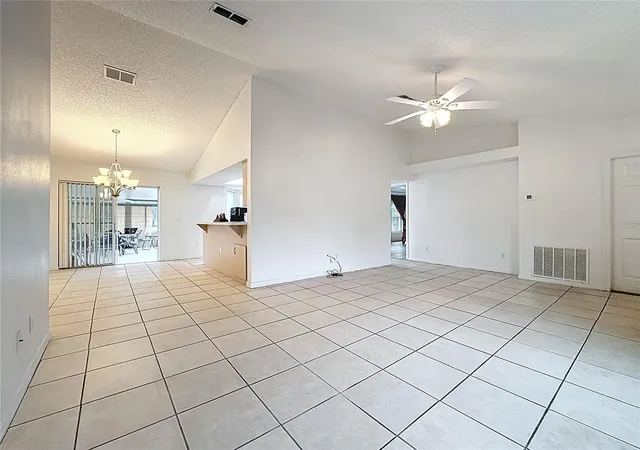 5th image of 4592 Sw Gardenia Ct, Dunnellon, FL 34431 | MLS# O6365958