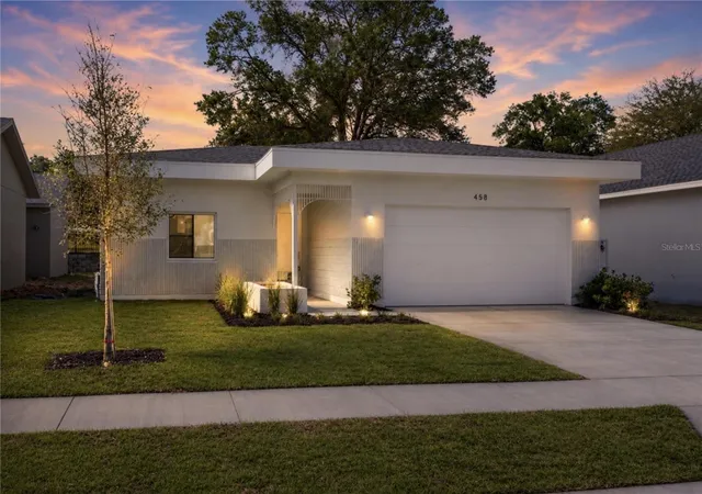 Photo 1 of Single family home for sale at 458 Skyfield Ct, Lady Lake, FL 32159 | MLS# G5105317 | Listing updated on 2026-10-09