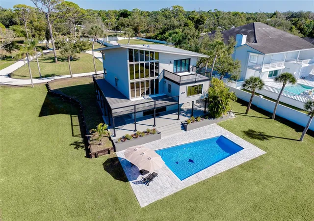 2nd image of 1089 Bayshore Dr, Englewood, FL 34223 | MLS# N6141853