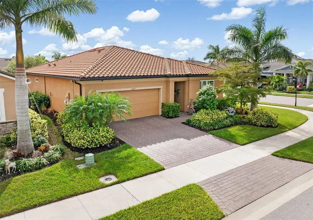 Homes for sale in Venice, FL | 11819 Sistine Ln, Venice, FL 34293 | MLS# C7518822