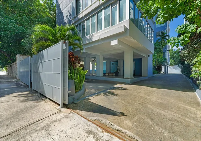 Photo 2 of Condo for sale at 8 Manuel Rodriguez Serra St #2B, San Juan, PR 00907 | MLS# PR9117872 | Listing updated on 2026-05-04