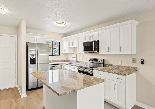 5th image of 6033 34Th St W #83, Bradenton, FL 34210 | MLS# A4674700