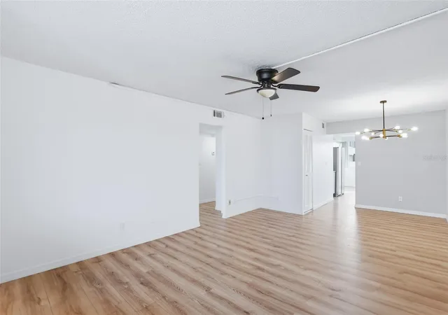 Photo 4 of Condo for sale at 5095 Bay St NE #210, Saint Petersburg, FL 33703 | MLS# TB8455089 | Listing updated on 2026-09-28