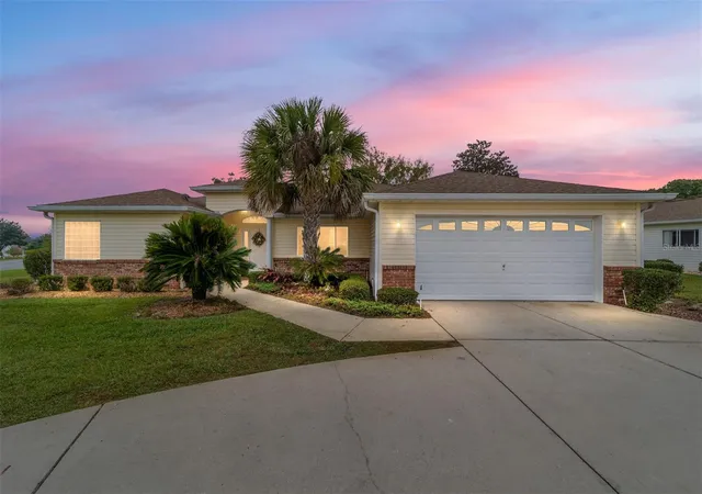 Photo 3 of Single family home for sale at 13766 Se 89th Avenue, Summerfield, FL 34491 | MLS# OM714790 | Listing updated on 2026-09-24