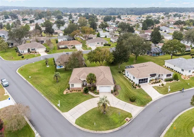 Photo 1 of Single family home for sale at 13766 Se 89th Avenue, Summerfield, FL 34491 | MLS# OM714790 | Listing updated on 2026-09-24