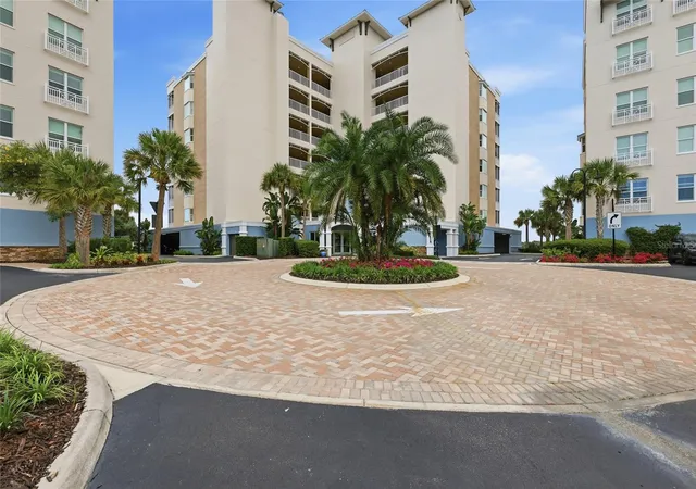 4th image of 10520 Boardwalk Loop, LAKEWOOD RANCH, FL 34202