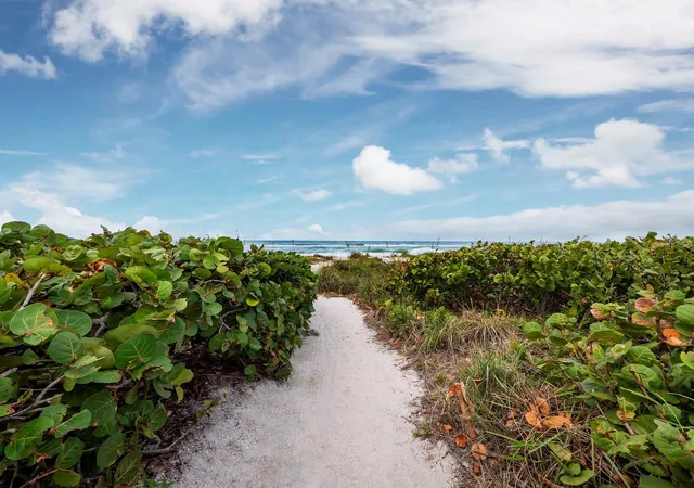 Homes for sale in Longboat Key, FL | 836 Evergreen Way, Longboat Key, FL 34228 | MLS# A4674750