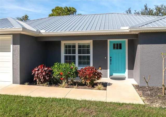 Photo 2 of Single family home for sale at 233 Oxbow Dr, Sebring, FL 33876 | MLS# P4937251 | Listing updated on 2026-06-10