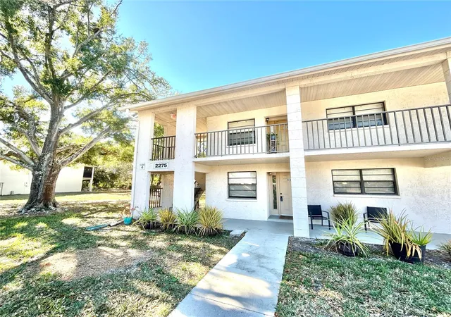 Photo 3 of Condo for sale at 2275 62nd Avenue N #101, Saint Petersburg, FL 33702 | MLS# TB8455270 | Listing updated on 2026-08-27