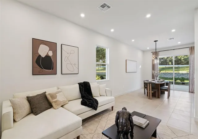 Photo 3 of Single family home for sale at 455 Skyfield Ct, Lady Lake, FL 32159 | MLS# G5105387 | Listing updated on 2026-10-09