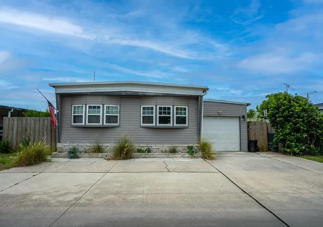 1st image of 5124 Darlington Rd, Holiday, FL 34690 | MLS# TB8455401