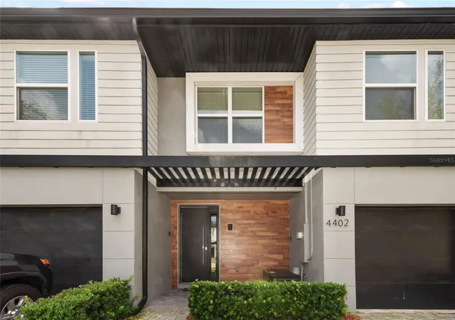 Photo 1 of Townhouse for sale at 4402 Le Reve Ct, Kissimmee, FL 34746 | MLS# O6366499 | Listing updated on 2026-10-27