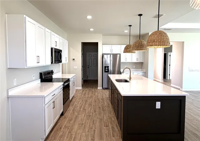 3rd image of 4776 Nw 10Th Ter, Ocala, FL 34475 | MLS# OM714895