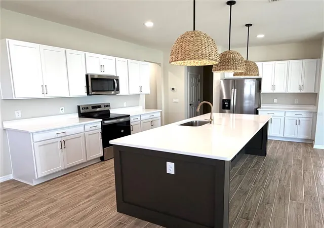 4th image of 4776 Nw 10Th Ter, Ocala, FL 34475 | MLS# OM714895