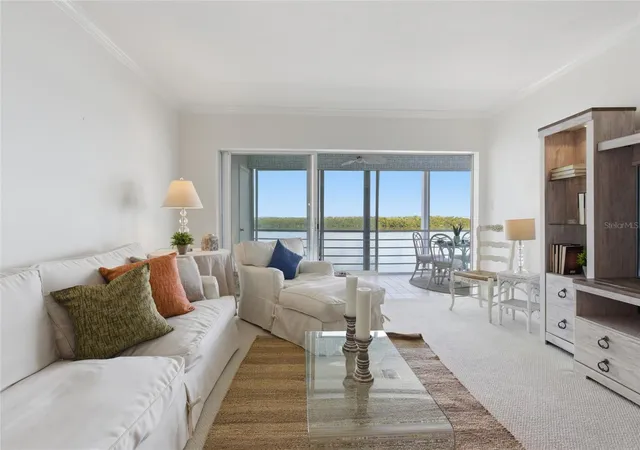 3rd image of 4420 Exeter Dr, LONGBOAT KEY, FL 34228