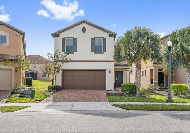 1st image of 5505 Misty Oak Cir, Davenport, FL 33837 | MLS# S5140112