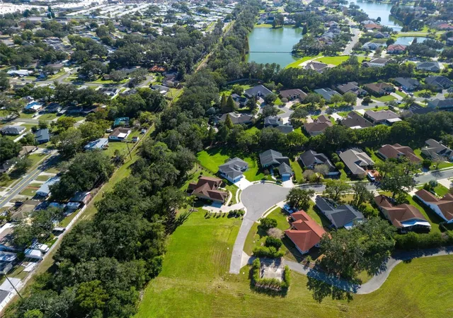 Photo 3 of Single family home for sale at 3160 Oakpark Dr, Lakeland, FL 33803 | MLS# P4937272 | Listing updated on 2026-07-07