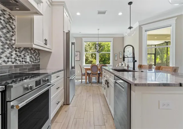 Photo 4 of Single family home for sale at 3160 Oakpark Dr, Lakeland, FL 33803 | MLS# P4937272 | Listing updated on 2026-07-07