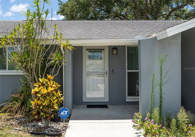 Homes for sale in Clearwater, FL | 4309 Huron Ln, Clearwater, FL 33762 | MLS# TB8455888