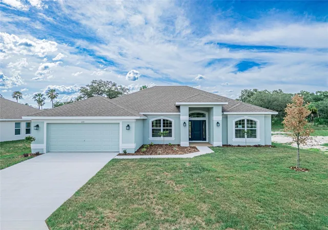 Homes for sale in Lake Wales, FL | 1211 Hickory Nut Dr, Lake Wales, FL 33898 | MLS# L4957882