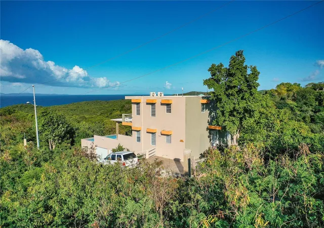 Homes for sale in Vieques, PR | 160 Calle Colina, Vieques, PR 00765 | MLS# PR9117950