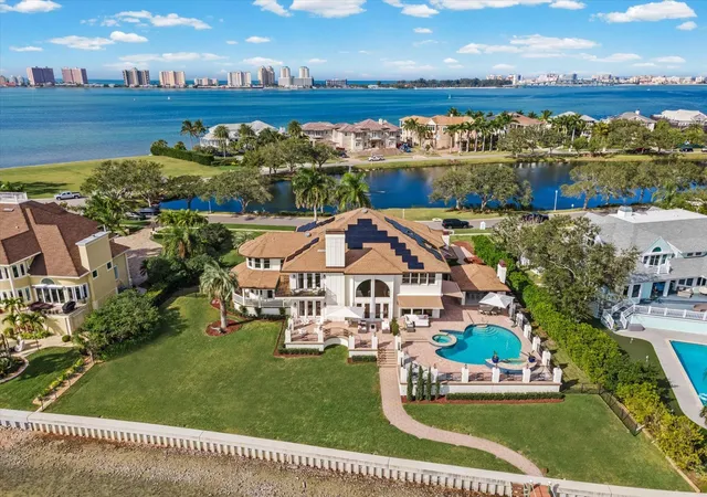 Photo 2 of Mansion for sale at 429 St Andrews Dr, Clearwater, FL 33756 | MLS# TB8456045 | Listing updated on 2026-08-21